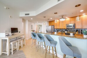 Interior - Condo w/ Views & Resort Amenities in Cape Harbour! (Cape Coral)