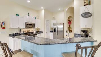 Villa (6 Bedrooms) | Interior