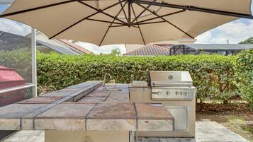 Villa (6 Bedrooms) | Interior