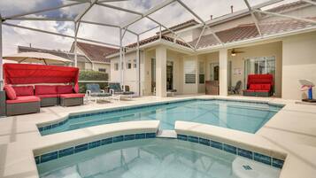 Villa (6 Bedrooms) | Interior