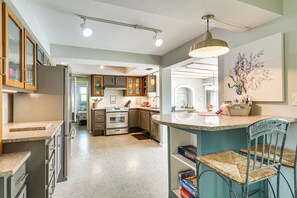 House (3 Bedrooms) | Interior - Private Dock & Lanai: Waterfront Cape Coral Home! (Cape Coral)