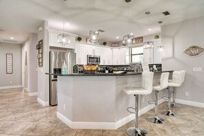 Microwave, oven, stovetop, dishwasher - Bright Cape Coral Vacation Rental w/ Heated Pool! (Cape Coral)