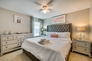 5 habitaciones, tabla de planchar con plancha y cunas gratuitas 