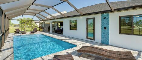 House (4 Bedrooms) | Front of property