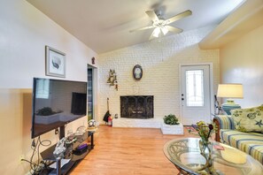 House (2 Bedrooms) | Bahagian dalam