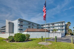 Interior - New Smyrna Beach Condo w/ Pool & Beach Access! (New Smyrna Beach)