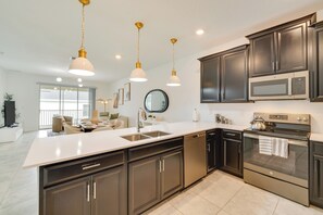 Interior - 10 Mi to Disney: Luxe Davenport Condo (Davenport)