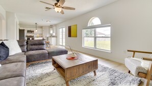 Unclassified image, 2 of 29, button - Spacious Davenport Home: Close to Golfing & Disney (Davenport)