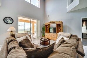 電視、乒乓球、書籍