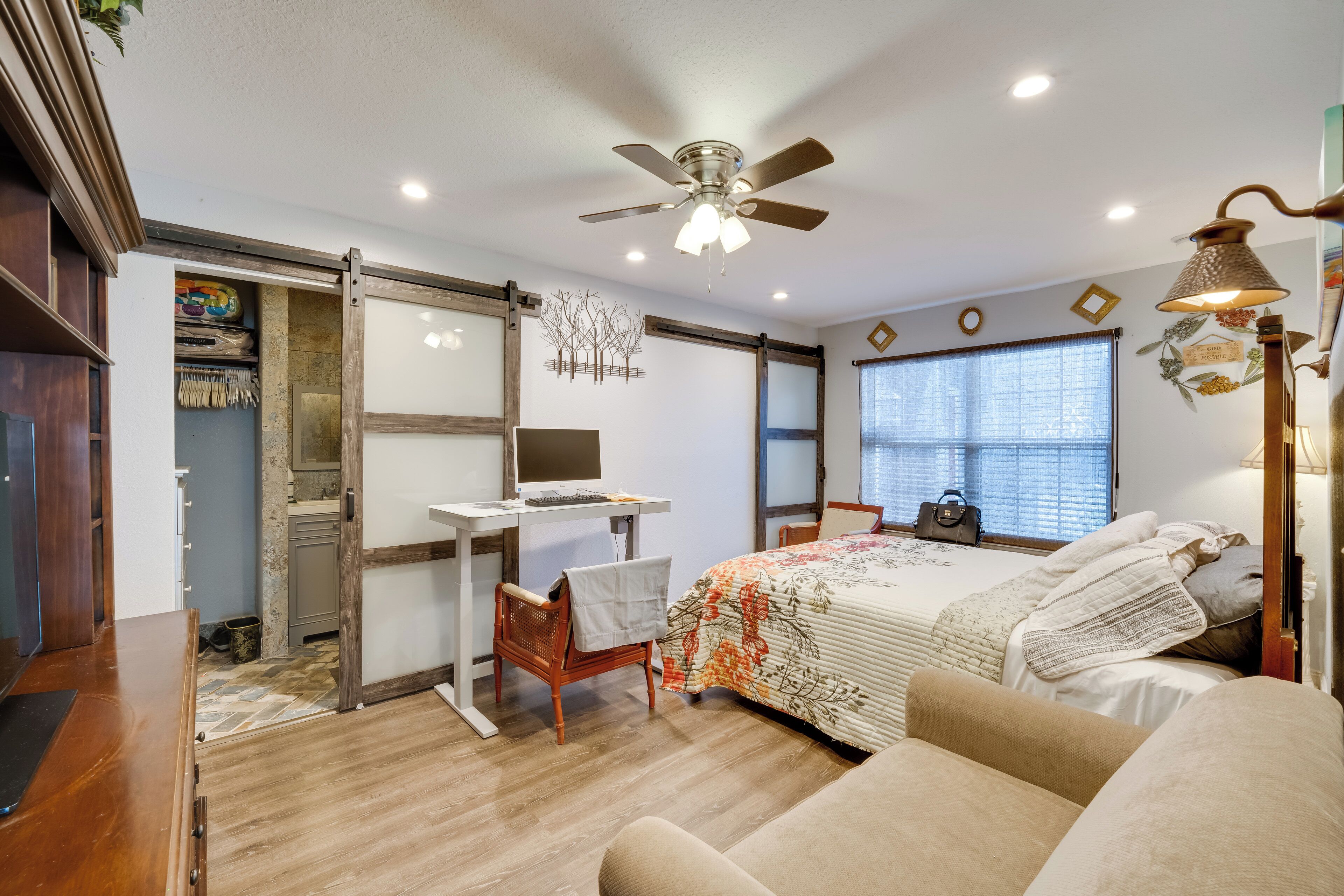 Apartment (1 Bedroom) | Interior