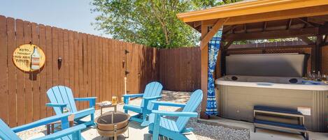 Casa (4 Bedrooms) | Tina de hidromasaje al aire libre