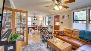 TV - Anchorage Getaway w/ Grill: Walk to Restaurants! (Anchorage)