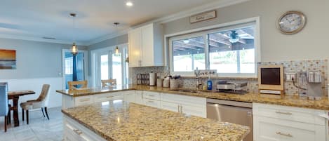 บ้านพัก (4 Bedrooms) | ภายใน