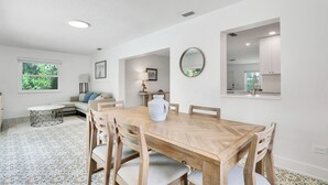 Nhà (3 Bedrooms) | Nội thất