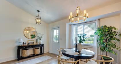 Chic Bonita Springs Vacation Rental, 6 Mi to Beach