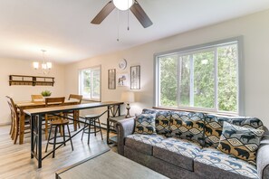 Cottage (3 Bedrooms) | Interior