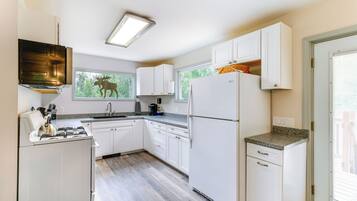 Cottage (3 Bedrooms) | Interior