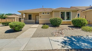 Exterior - Gilbert Home ~ 28 Mi to Downtown Phoenix! (Gilbert)