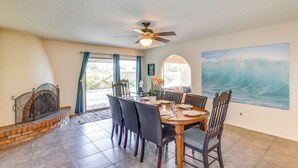 House (3 Bedrooms) | Interior - Centrally Located Glendale Home w/ Yard & Grill (Glendale)
