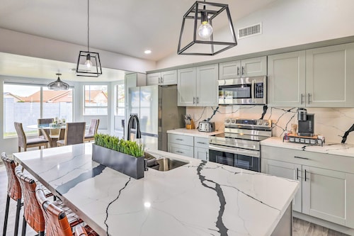 Pet-friendly Glendale Getaway Near Westgate