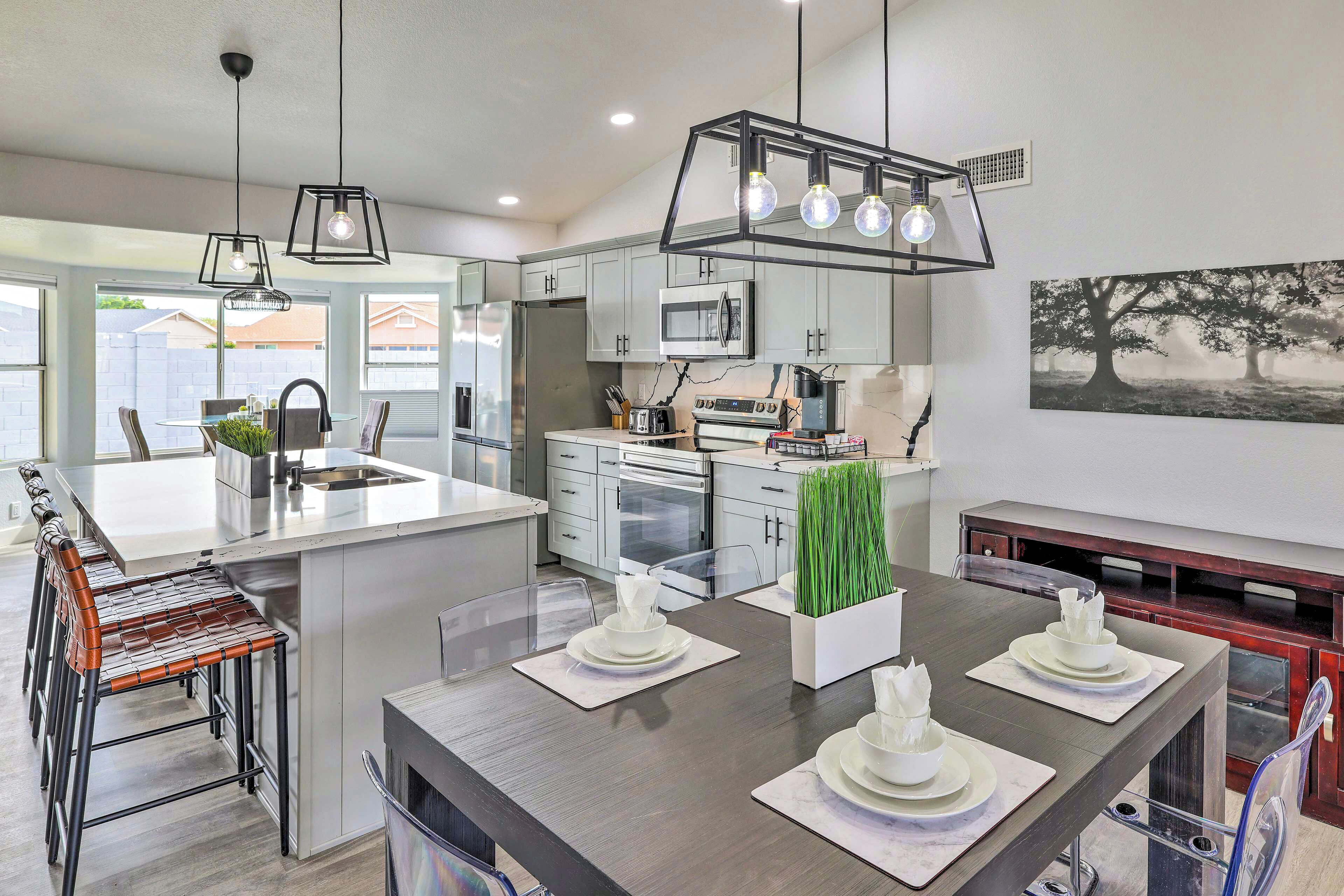 House (3 Bedrooms) | Interior