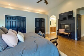 House (4 Bedrooms) | Interior - Spacious Gilbert Vacation Rental Near Water Ranch! (Gilbert)