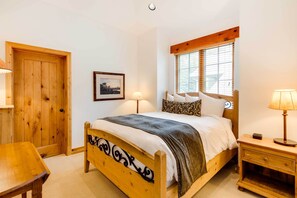 Bed sheets - Cozy Park City Mountain Studio 2 Mi to Main Street (Park City)