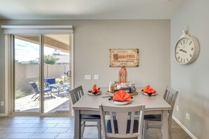 House (4 Bedrooms) | Interior
