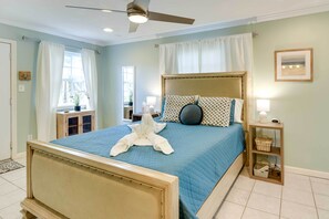 House (1 Bedroom) | Interior - 1 Block to Beach: Galveston Coastal Cottage (Galveston)