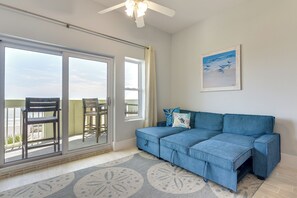 Interior - Pool, Oceanfront Balcony! 4th-floor Galveston Unit (Galveston)