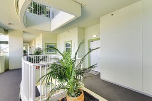 Interior - Pool, Oceanfront Balcony! 4th-floor Galveston Unit (Galveston)