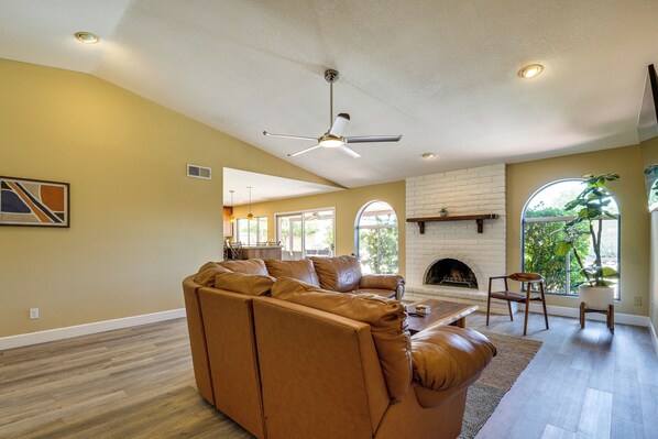 المنشأة من الداخل