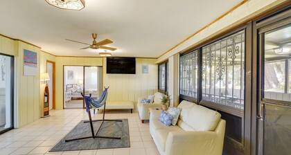 Family-friendly Home on Lake Tulane: Great Views!