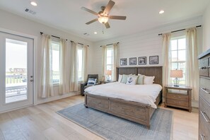 House (3 Bedrooms) | Interior - 'seas The Day:' Home w/ Pool Access in Galveston (Galveston)