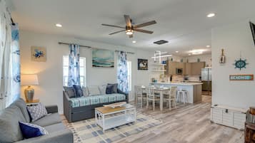 House (3 Bedrooms) | Front of property