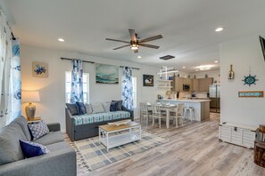 House (3 Bedrooms) | Front of property