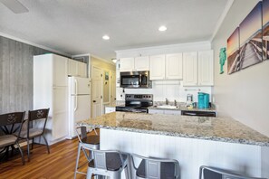 Apartment (1 Bedroom) | Interior - Hilton Head Vacation Rental: Private Beach Access! (Hilton Head Island)