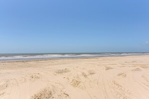 Mökki (2 Bedrooms) | Sisätilat