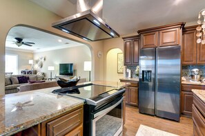 منزل (4 Bedrooms) | المنشأة من الداخل