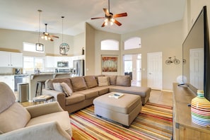 House (4 Bedrooms) | Interior