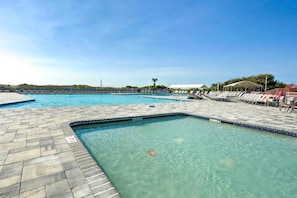 Interior - Top-floor Condo w/ Ocean Views in Hilton Head! (Hilton Head Island)