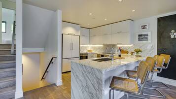Appartamento (3 Bedrooms) | Interni