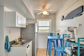 Apartment (0 Bedroom) | Interior