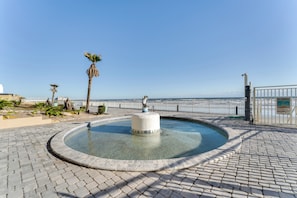 Apartment (0 Bedroom) | Interior - Daytona Beach Condo w/ Smart TV, Steps to Ocean (Daytona Beach)