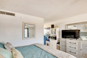 Apartment (0 Bedroom) | Interior