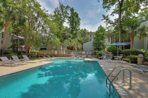 Apartment (2 Bedrooms) | Interior - Serene Hilton Head Island Condo w/ Community Pool! (Hilton Head Island)