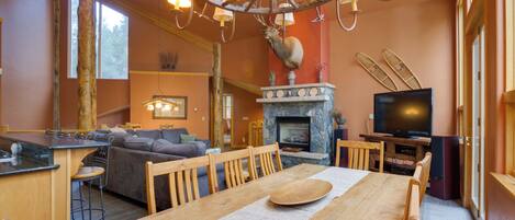 單棟房屋 (4 Bedrooms) | 內部