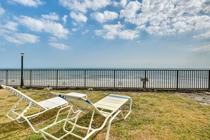 Apartment (0 Bedroom) | Interior - Daytona Beach Vacation Rental w/ Pool Access (Daytona Beach Shores)