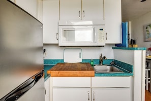 Interior - Ocean Jewels Resort Studio w/ Community Perks! (Daytona Beach)