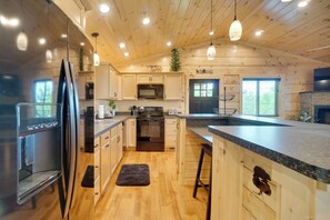 House (3 Bedrooms) | Interior - Gorgeous Gatlinburg Cabin: Large Deck & Hot Tub! (Gatlinburg)